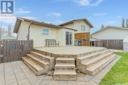 514 Hall Crescent, Saskatoon, SK - Outdoor With Deck Patio Veranda With Exterior