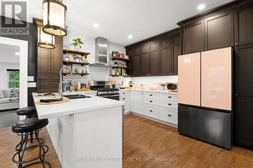 216 Victoria Street, Shelburne, ON - Indoor Photo Showing Kitchen With Double Sink