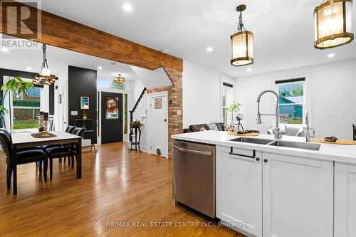 216 Victoria Street, Shelburne, ON - Indoor Photo Showing Kitchen With Double Sink