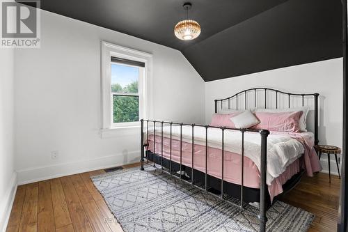 216 Victoria Street, Shelburne, ON - Indoor Photo Showing Bedroom