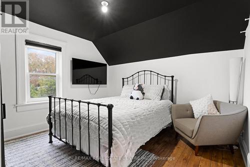 216 Victoria Street, Shelburne, ON - Indoor Photo Showing Bedroom