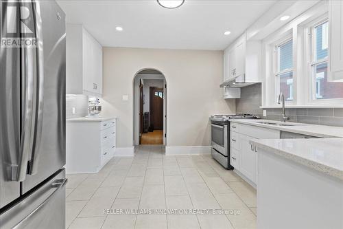 19 Homewood Avenue, Kitchener, ON - Indoor Photo Showing Kitchen With Stainless Steel Kitchen With Double Sink