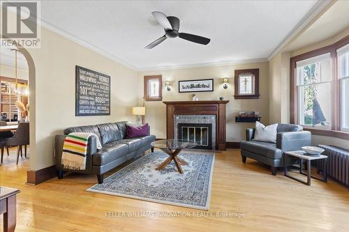 19 Homewood Avenue, Kitchener, ON - Indoor Photo Showing Living Room With Fireplace