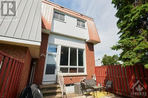 413 Miranda Private, Ottawa, ON - Outdoor