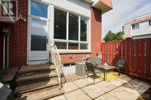 413 Miranda Private, Ottawa, ON - Outdoor With Exterior