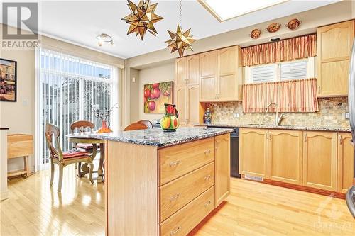 1144 Rocky Harbour Crescent, Ottawa, ON - Indoor Photo Showing Kitchen