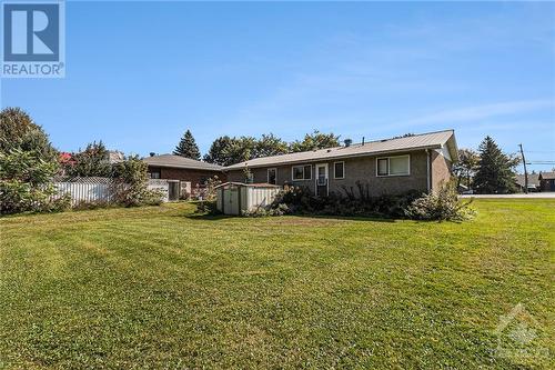 813 Notre Dame Street, Embrun, ON - Outdoor