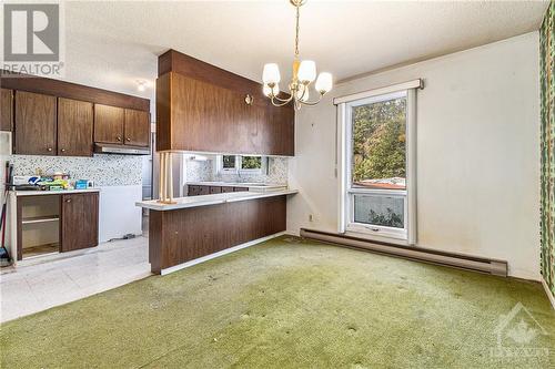 813 Notre Dame Street, Embrun, ON - Indoor Photo Showing Kitchen