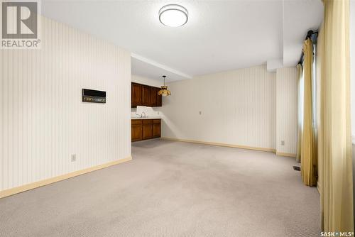 1042 Gryphons Walk, Regina, SK - Indoor Photo Showing Other Room