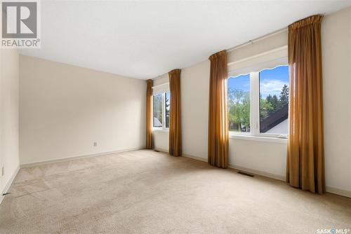 1042 Gryphons Walk, Regina, SK - Indoor Photo Showing Other Room