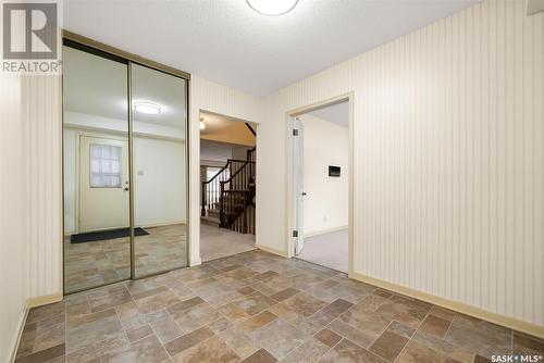 1042 Gryphons Walk, Regina, SK - Indoor Photo Showing Other Room