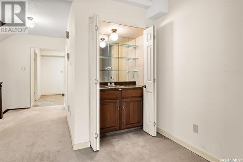 1042 Gryphons Walk, Regina, SK - Indoor Photo Showing Other Room