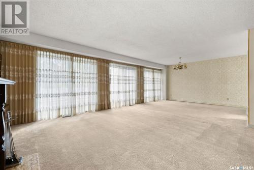 1042 Gryphons Walk, Regina, SK - Indoor Photo Showing Other Room