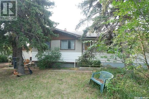 38 Kasper Crescent, Assiniboia, SK - Outdoor