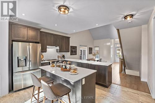 78 Holtby Court, Scugog (Port Perry), ON - Indoor Photo Showing Kitchen With Upgraded Kitchen