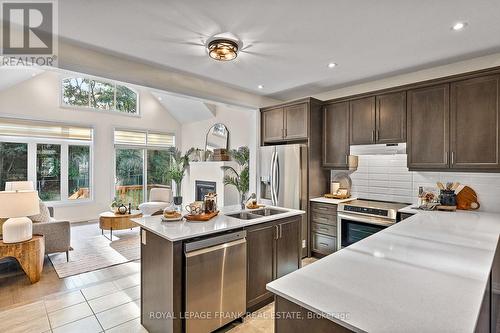 78 Holtby Court, Scugog (Port Perry), ON - Indoor Photo Showing Kitchen With Double Sink