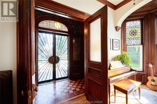 90 Park Street, Chatham, ON - Indoor Photo Showing Other Room