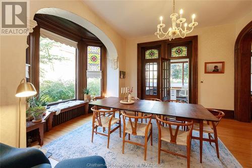 90 Park Street, Chatham, ON - Indoor Photo Showing Dining Room