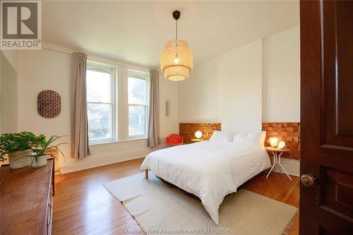 90 Park Street, Chatham, ON - Indoor Photo Showing Bedroom