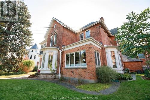 90 Park Street, Chatham, ON - Outdoor With Facade