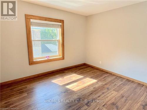 734 5Th Avenue E, Owen Sound, ON - Indoor Photo Showing Other Room