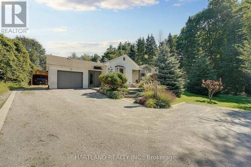 9249 Sixth Line, Halton Hills, ON - Outdoor