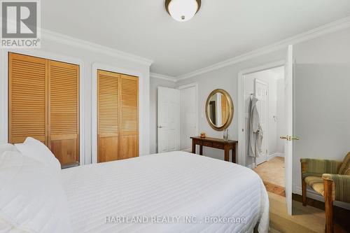 9249 Sixth Line, Halton Hills, ON - Indoor Photo Showing Bedroom