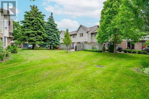 83 - 3333 New Street, Burlington, ON - Outdoor