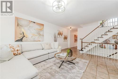 83 - 3333 New Street, Burlington, ON - Indoor Photo Showing Living Room