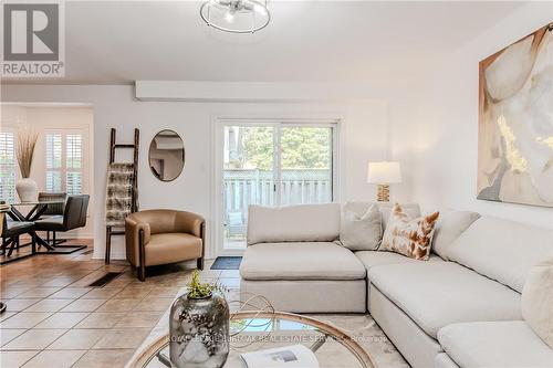 83 - 3333 New Street, Burlington, ON - Indoor Photo Showing Living Room