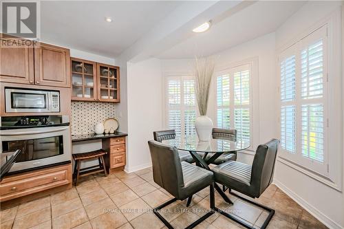 83 - 3333 New Street, Burlington, ON - Indoor Photo Showing Dining Room