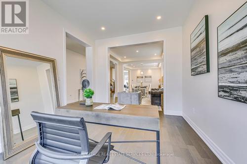 426 North Park Boulevard, Oakville, ON - Indoor