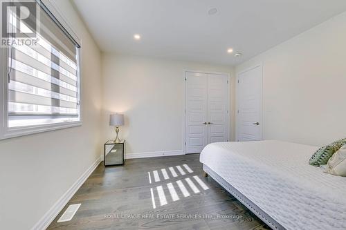 426 North Park Boulevard, Oakville, ON - Indoor Photo Showing Bedroom