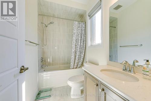 426 North Park Boulevard, Oakville, ON - Indoor Photo Showing Bathroom