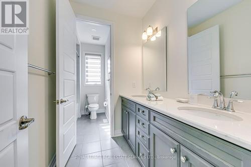 426 North Park Boulevard, Oakville, ON - Indoor Photo Showing Bathroom