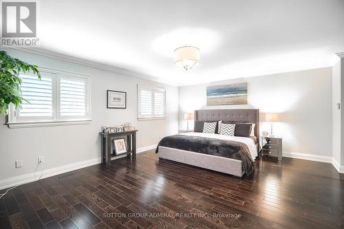 2360 Marisa Court, Mississauga, ON - Indoor Photo Showing Bedroom