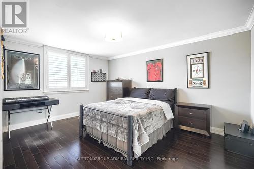 2360 Marisa Court, Mississauga, ON - Indoor Photo Showing Bedroom