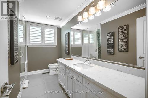 2360 Marisa Court, Mississauga, ON - Indoor Photo Showing Bathroom