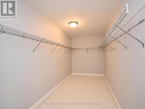 3229 Trailside Drive, Oakville, ON - Indoor With Storage