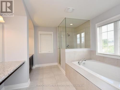 3229 Trailside Drive, Oakville, ON - Indoor Photo Showing Bathroom