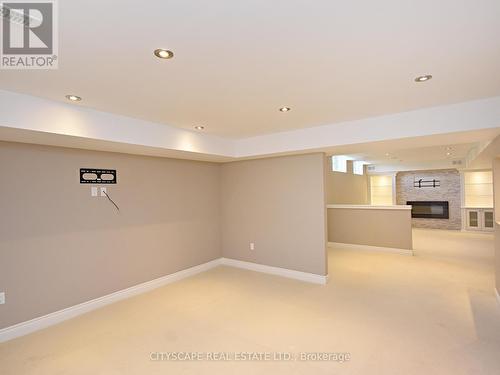 3229 Trailside Drive, Oakville, ON - Indoor Photo Showing Other Room