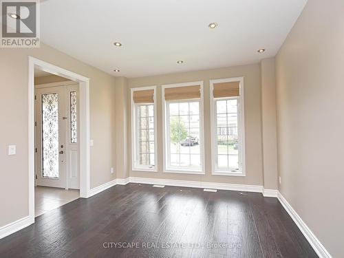 3229 Trailside Drive, Oakville, ON - Indoor Photo Showing Other Room