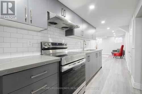 49 Thornvalley Terrace, Caledon, ON - Indoor Photo Showing Kitchen