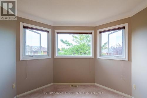 1365 Bishopstoke Way, Oakville, ON - Indoor Photo Showing Other Room