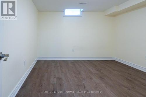 1365 Bishopstoke Way, Oakville, ON - Indoor Photo Showing Other Room