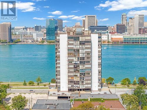 515 Riverside Drive West Unit# 1505, Windsor, ON - Outdoor With Body Of Water With View