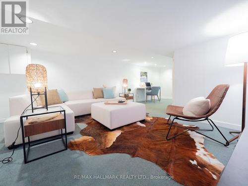 89 Ferrier Avenue, Toronto, ON - Indoor Photo Showing Living Room