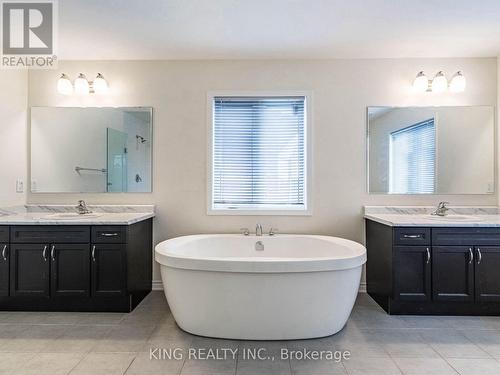 244 Ridge Road, Cambridge, ON - Indoor Photo Showing Bathroom