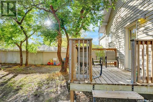 465 Ominica Street W, Moose Jaw, SK - Outdoor