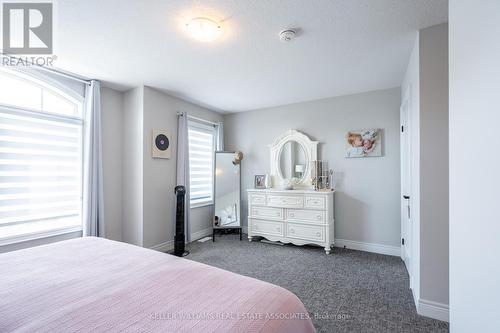 12 Marr Lane, Hamilton, ON - Indoor Photo Showing Bedroom